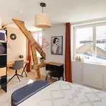 Lumineux Et Calme Avec Vue Sur La Place Ducale - Hyper Centre Apartament *