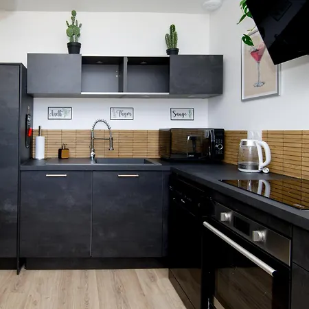 Daire Entier A Deux Pas De La Place Ducale Charleville-Mézières